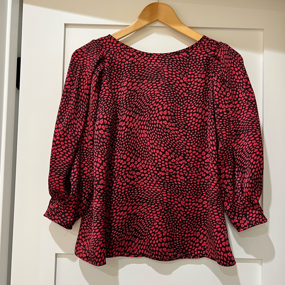 Banana Republic red printed blouse Women’s size XS